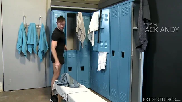 Sexy white twink with a lovely massive butt penis - locker fuck