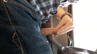 Masturbating of while i drive