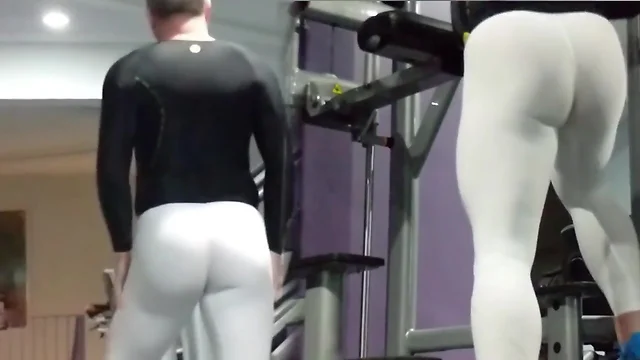 Daddy Hunk Workout: White Skins and Tight Spandex!