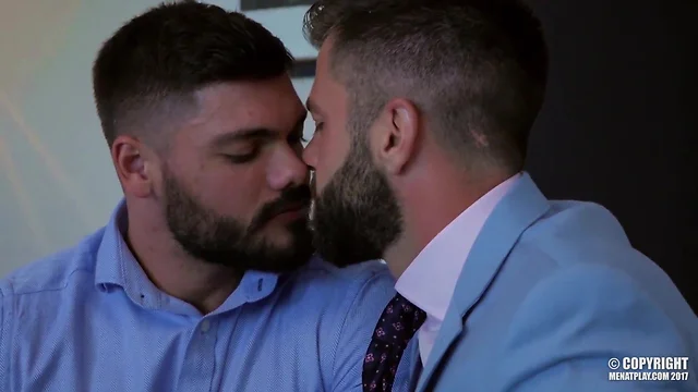 Hector De Silva: Hunk in a Suit Gives Jock a Sensual Blowjob Before Intense Anal Session