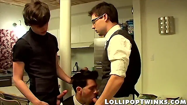 3Some anal and cocksucking session with office boyz