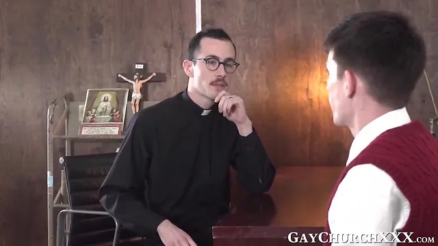 Priest fucks religious teenage gay with no condoms after being sucked off