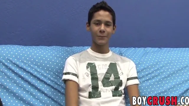 Thin teen gay felix russo jerks off and stuffs large toy