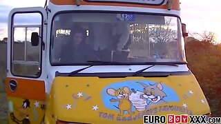 Teenage euro gays love blowjobs and anal ramming in traffic