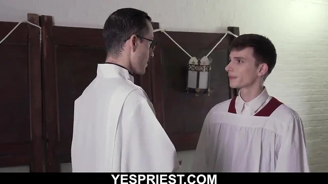 Young Teen Fucks Priest in Church: Bareback Creampie & Cumshot