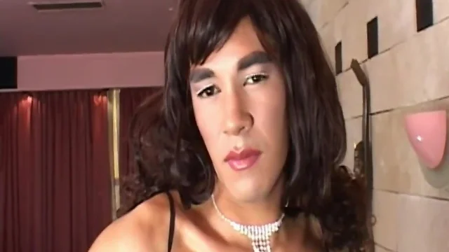 This is my first time dressing like a crossdresser