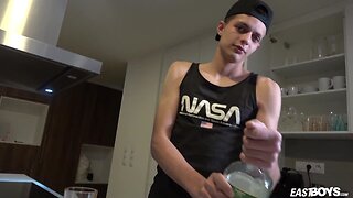 Straight twink gets great masturbation