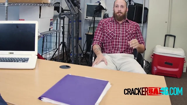 Man-Sized bearded cracker needs job