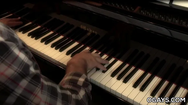 Pianist dirk caber fucks his teenage gay fan