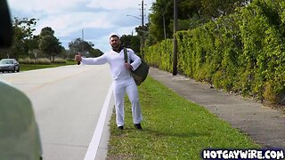 Hot hitchhiker gives his ride a good time