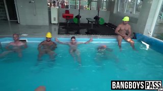 Titanic pecker rock hard hunks group condomless fun by the pool