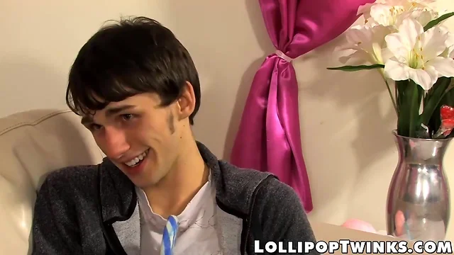 Lollipop punker colby london anal bred by teenager alex todd