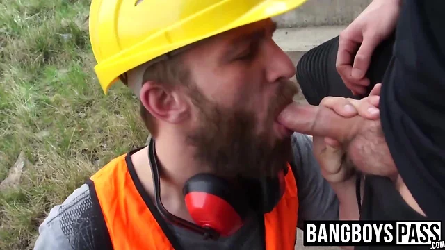 Bearded prick sucker orally services a colossal one for cash