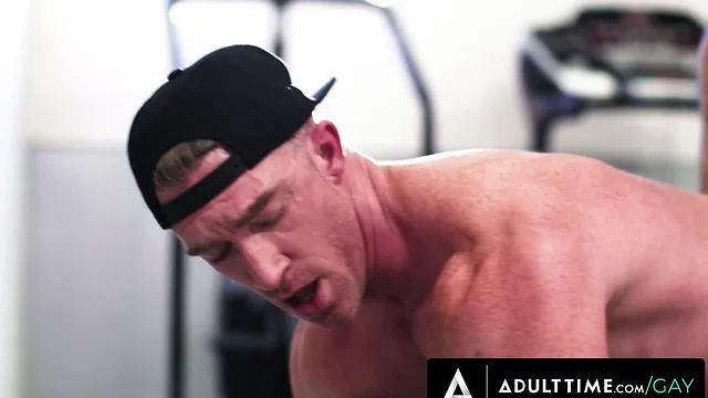 Adult time beefcake personal trainer buttfucks his ripped client raw in a