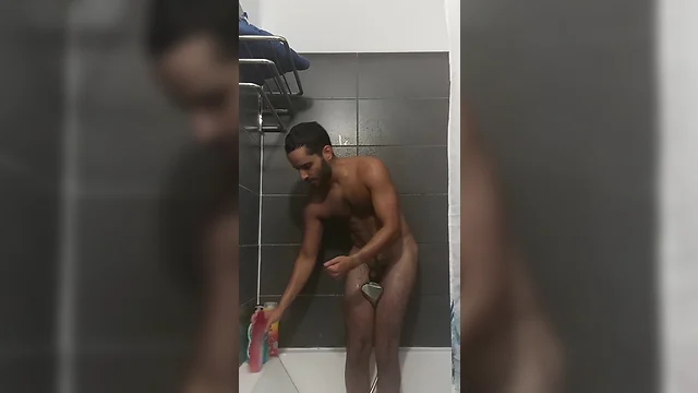 Getting hard in shower without touching my penis