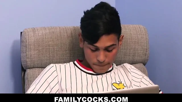 Lad old man joins with his teenager stepsons in threeway familycocks.com