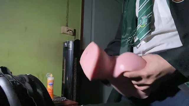 Asiatic slytherin guy shagging sex dildo
