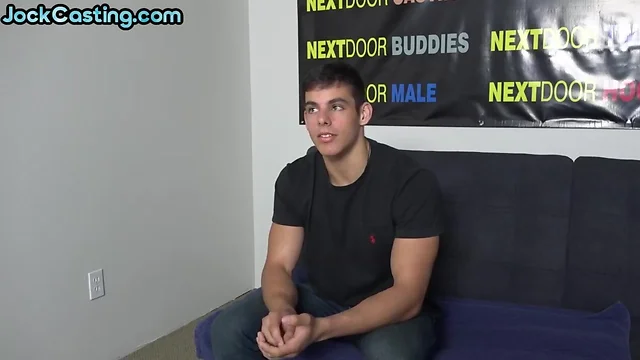 Solo muscular amateurish lad jerks after casting