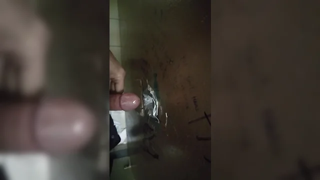 The wonders of a gloryhole: exploring the benefits of using one
