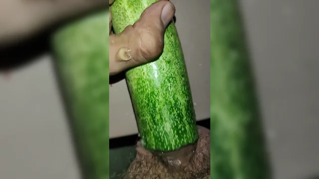 Creamy cucumber dessert