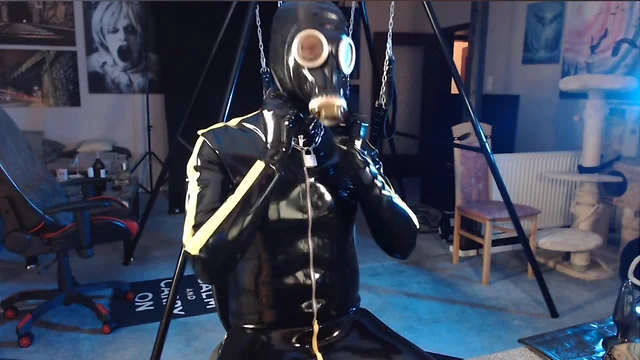 Latex rubber gas mask