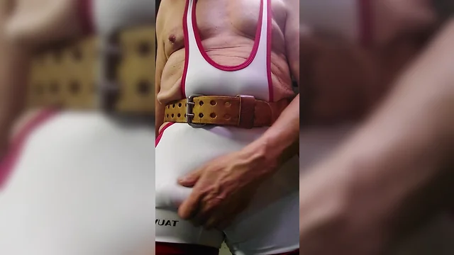 Exercising in a singlet