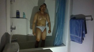 Xian_quatro: muscular dude flexing in the shower - bftv amateurs muscle muscleshower