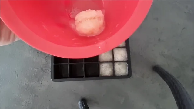 Creating 700g of frozen cum cubes