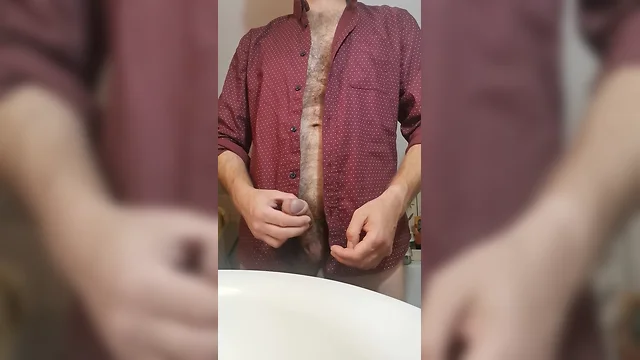 Big cock male masturbating and hands-free ejaculation in bathrooms - free gay castings