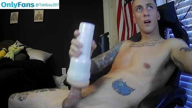 Tattoed hunks hot solo cumshot on webcam - chaturbate amateur