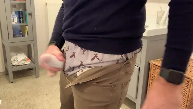 Amateur jerk-off bathroom boy: cum stains, boxers, jeans, and cumming!